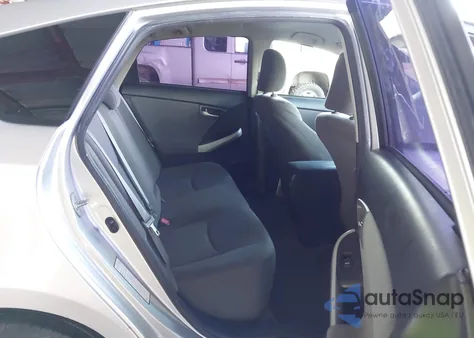 2013 Toyota Prius Two z USA, uszkodzony, nr VIN JTDKN3DU9D5561282